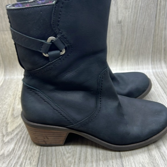 TEVA FOXY MID BLACK BOOTS - Picture 9 of 13